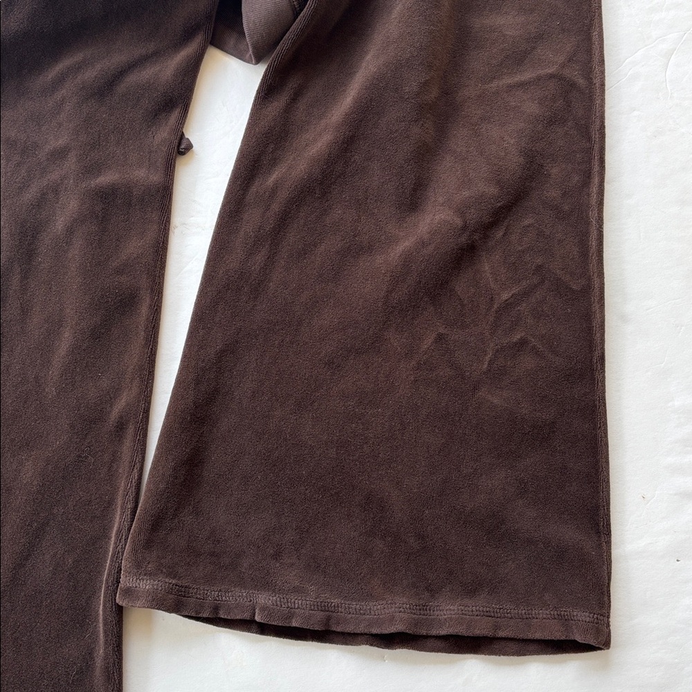 Vintage Juicy Couture Velour Y2k Tracksuit Pant USA Flare Snapback Pockets Brown - Picture 15 of 17